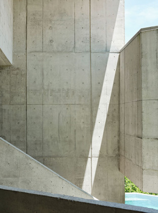 Pompey Jamaica / Gia Wolff & Freecell Architecture