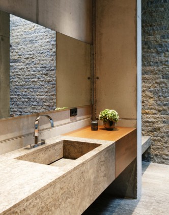 Bunker Penthouse / Taschen